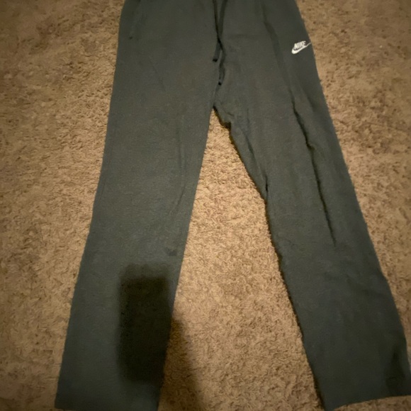 nike men’s grey sweatpants - Picture 2 of 5
